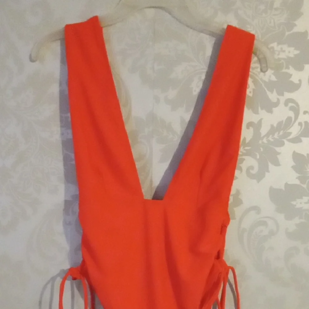 Forever 21 Orange Women's One Piece Swimsuit - Picture 2 of 6